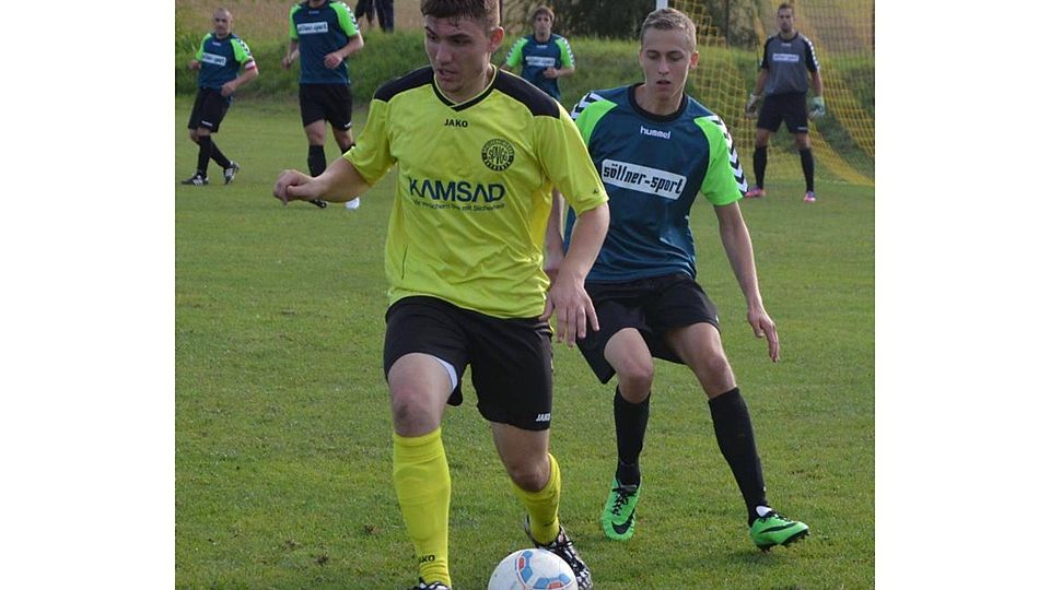 Die Verpflichtung von Talent Tomas Sturm (im Bild rechts) ist für die Hofer in trockenen TücherF: Mühlsteff