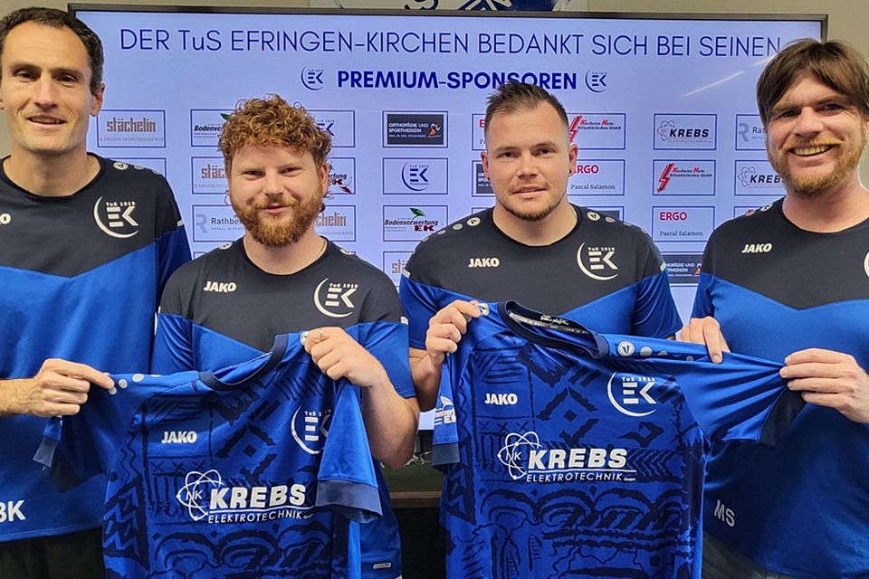 Von links: TuS-Trainer Bernd Krebs, die Rückkehrer Jan Spelsberg und Alexander Herbst sowie TuS-Trainer Daniel Slabi