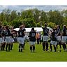Jubel nach dem 3:0-Sieg über den SV Jungingen: Die Bellenberger Frauenmannschaft steuerte zielstrebig auf den Titel hin.  Foto: Rebecca Lipp