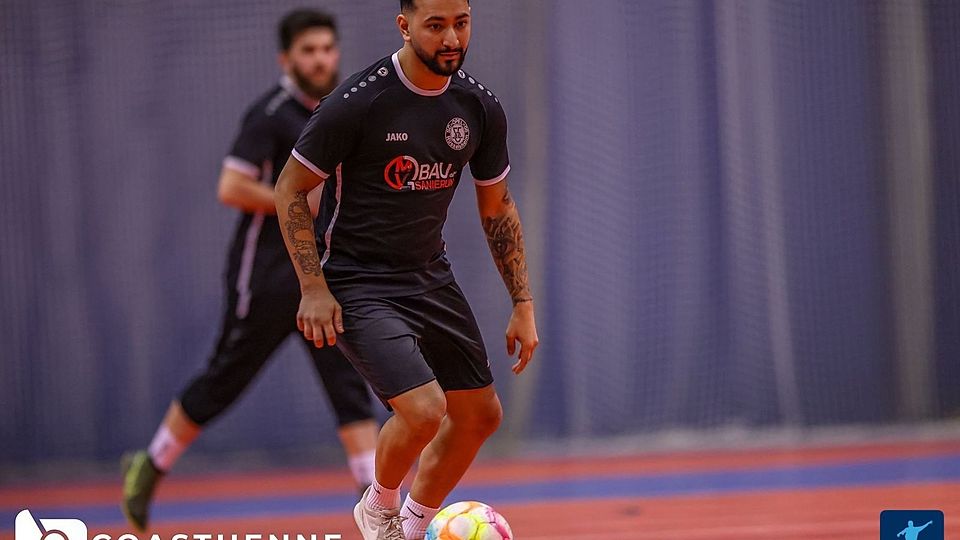 Sicher am Ball: Beim Möchhof-Cup holten die Kicker des SC Opel den Turniersieg