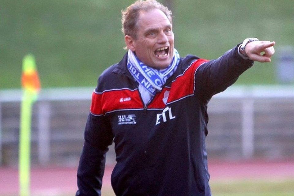 Hermann-Josef Werres, Trainer TSV Germania Windeck, maGro/Düster