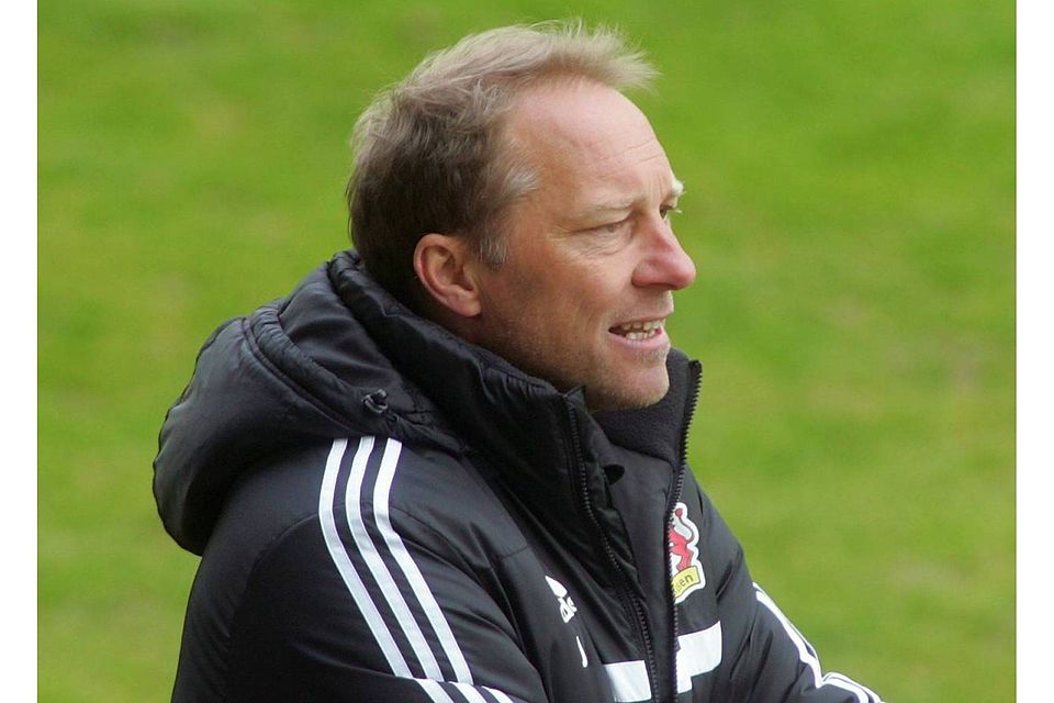 U-23-Trainer Jürgen Luginger wird Leverkusen im Sommer verlassen.