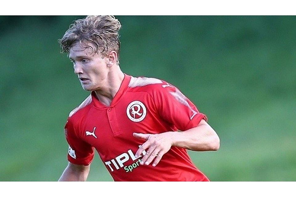 Leopold Krüger spielt jetzt für ein Jahr beim TSV 1860 Rosenheim. Foto: Weiderer