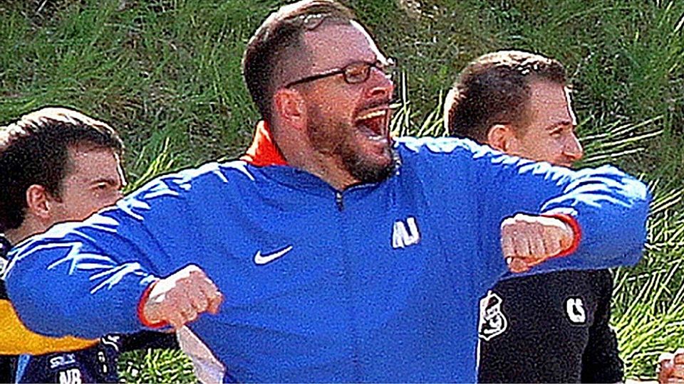 Jubel, Marke Nordpfalz: Trainer Mario Jost hatte in den vergangenen Monaten immer wieder Grund zur Freude.  Archivfoto: Mario Luge