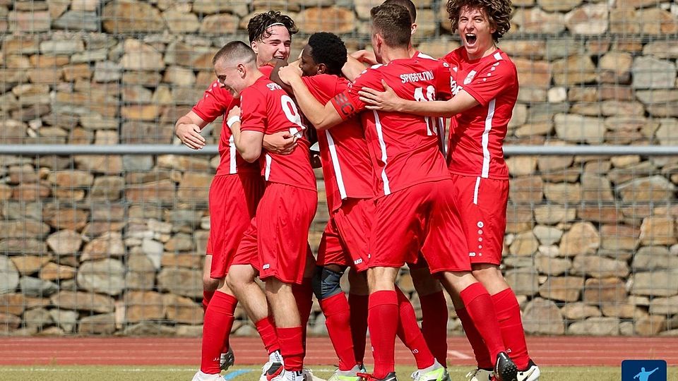 Erst am 34. Spieltag der Gruppenliga-Saison 23/24 gelang der Spvgg. Eltville der Klassenerhalt. Neun Spiele vor dem Ende der laufenden Saison ist noch nichts entschieden.