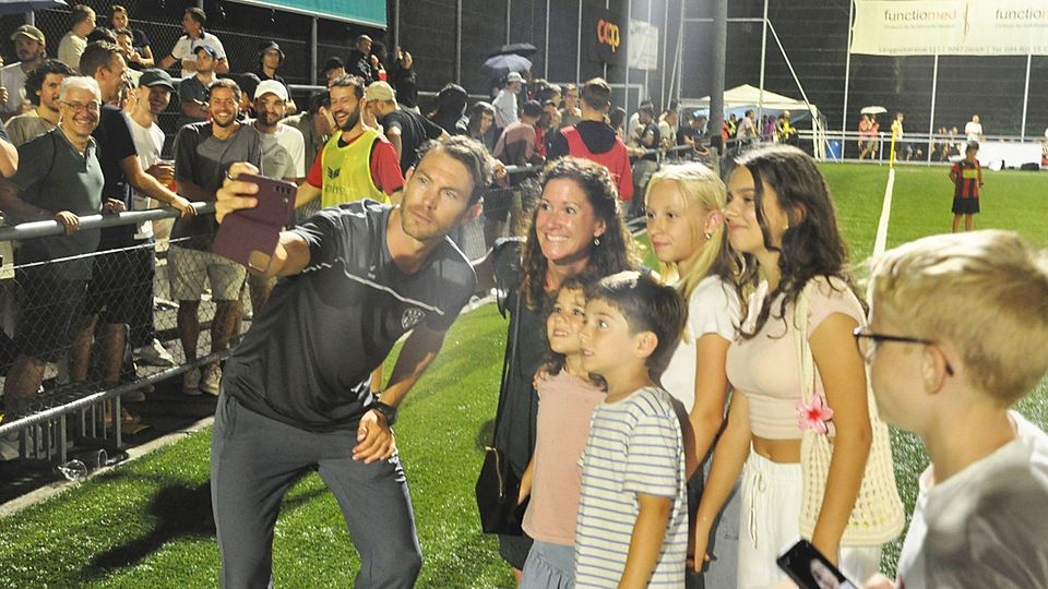 Ex-Nati-Legende Stephan Lichtsteiner verrichtete beim FCWB grossartige Arbeit und begeisterte Jung und Alt.