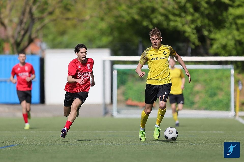 Während die SG Oberliederbach auf Relegations-Kurs ist, hofft Viktoria Kelsterbach noch auf den Ligaerhalt.