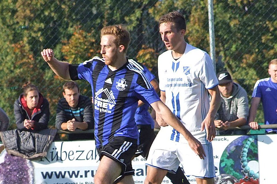 Geht in dieser Saison beim Kreisligisten TSV Burgheim als Spielertrainer voran: Mathias Heckel (links), der in der vergangenen Punktrunde bereits als Assistent von Harry Grimm tätig war.