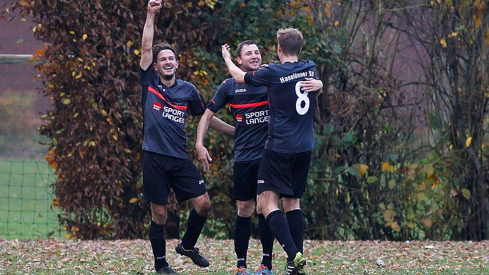 Die Freude war groß bei den Haselünnern nach dem Derbysieg gegen Bawinkel. F: Lars Schröer