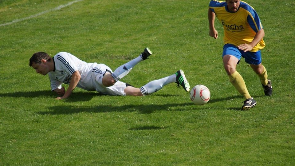 Der TSV Stallwang um Florian Seidl (re.)  freut sich über zwei Neuzugänge. F: Schmid M.