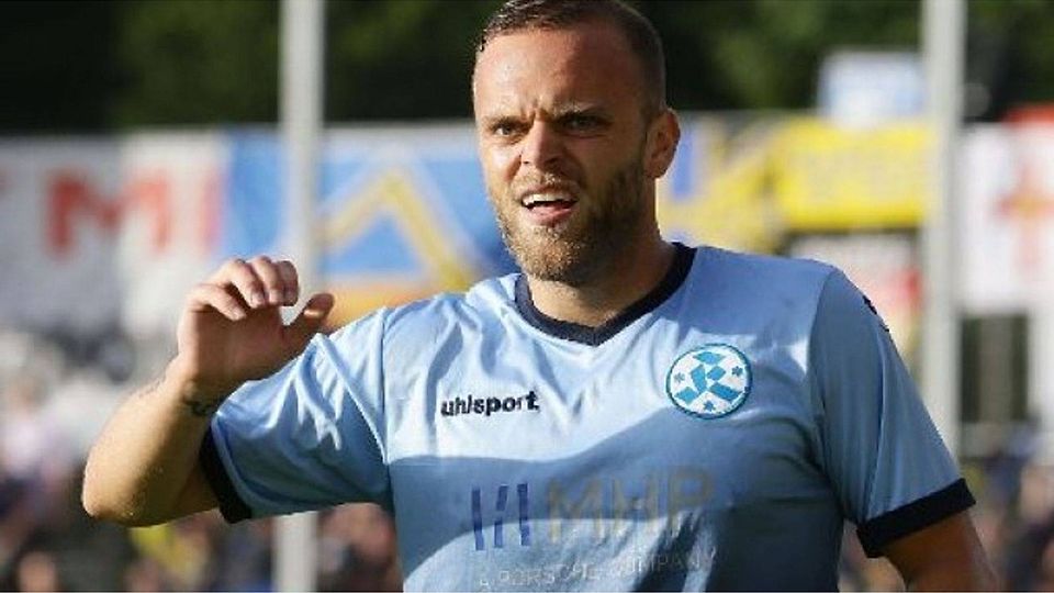 Denkzettel  vom Trainer: Mittelfeldspieler Maurice Hirsch gehörte beim Spiel in Offenbach nicht zum Kickers-Kader. Foto: Pressefoto Baumann