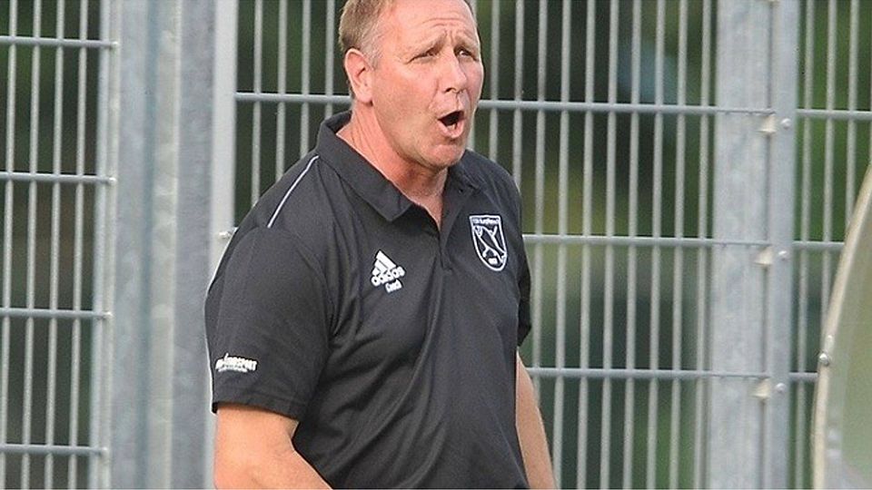 Hans-Jürgen Nebauer ist nicht mehr Trainer beim TSV Rotthalmünster Foto: Geisler