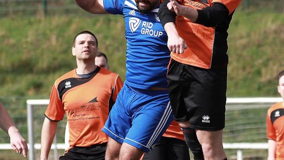 Erbachs Mehmet Bilgic (links) traf viermal. 