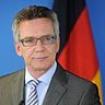 Bundesinnenminister Thomas de Maizière gratulierte dem DFB-Team. Foto: Henning Kaiser