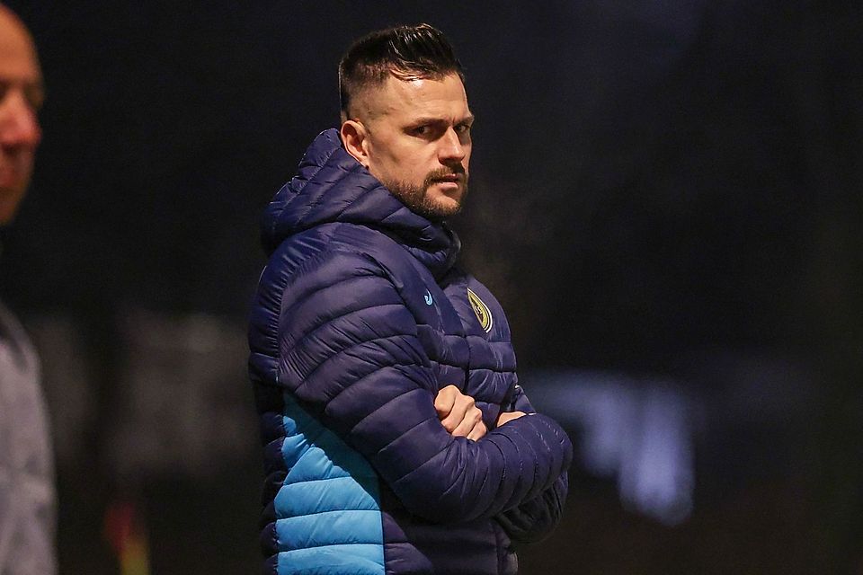 Denis Streker (hier beim Kreispokal-Viertelfinale beim TSV Höchst) ist nicht länger Trainer beim SV Hummetroth.