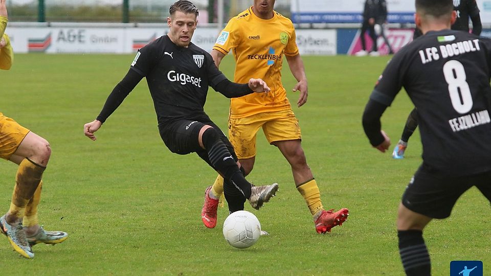 Fabio-Daniel Simoes-Ribeiro (Mitte) spielte zuletzt für Bocholt, aber auch schon für den SV Straelen. 