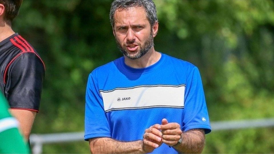 Zufrieden sein kann Trainer Fatih Kilicarslan mit der ersten Saisonhälfte seines KSV Reichelsheim.  Archivfoto: Joaquim Ferreira