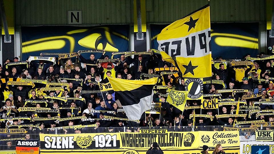 6.723 Zuschauer kamen am vergangenen Freitag ins Hans-Walter-Wild-Stadion in Bayreuth - Saisonrekord in der Regionalliga Bayern!