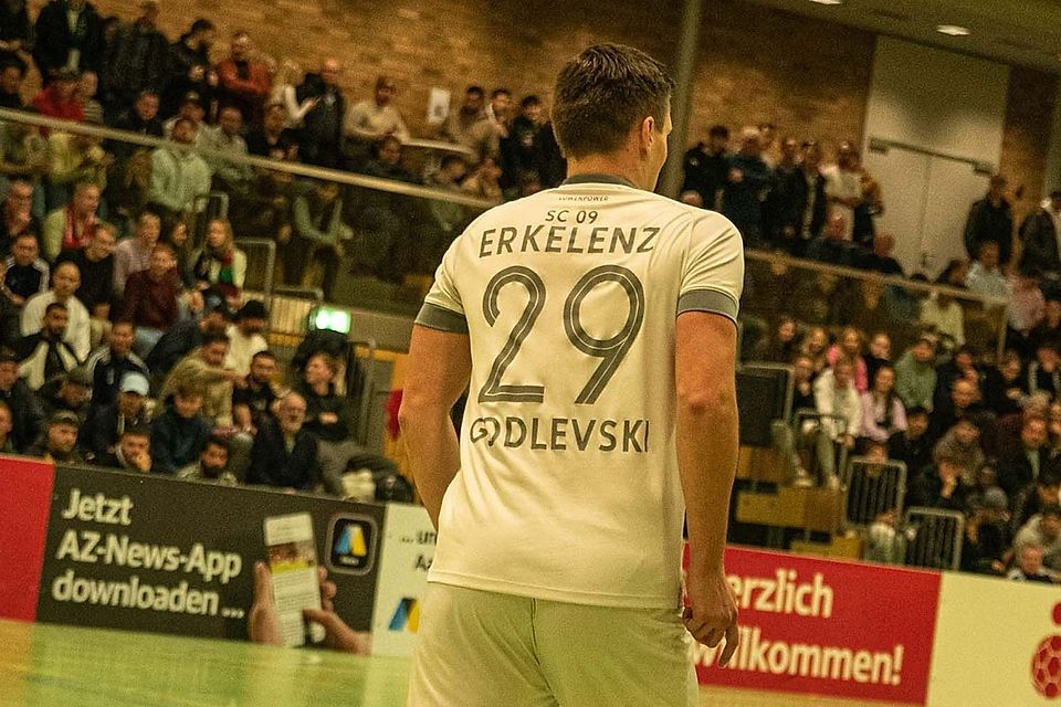 Der SC Erkelenz darf sich über den Erfolg in der Halle freuen.