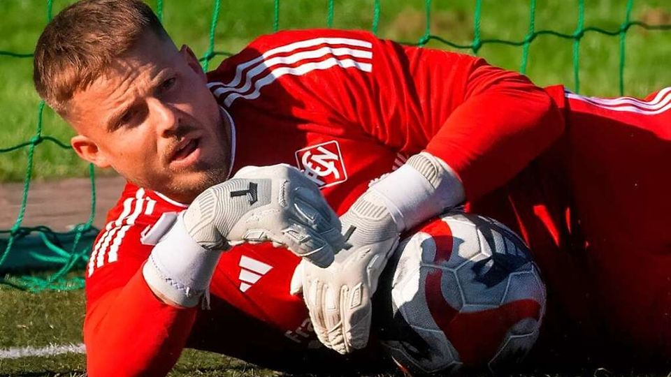 Neustadts Torwart Manuel Werner hatte als einer von wenigen Spielern auch bei der 1:2-Niederlage gegen den SV Denkingen Normalform.