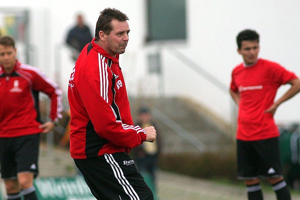 Peter Gallmaier (Mitte) ist nicht mehr Trainer des Bezirksligisten SV Bernried F: Michael Wagner