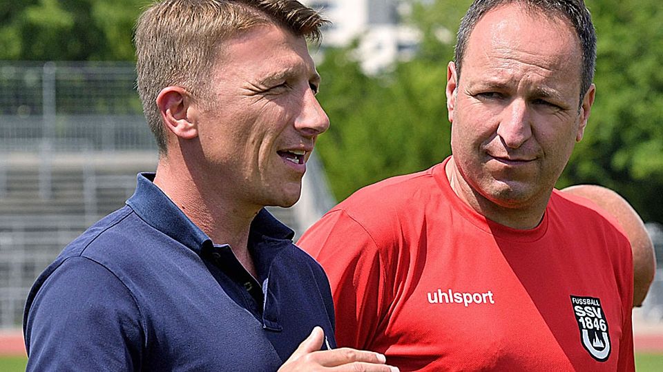 Stephan Baierl (links) und Trainer Holger Bachthaler waren bisher in unterschiedlichen Rollen, aber gemeinsam zuständig für die Ulmer Mannschaft. Jetzt sind sie beide weg.