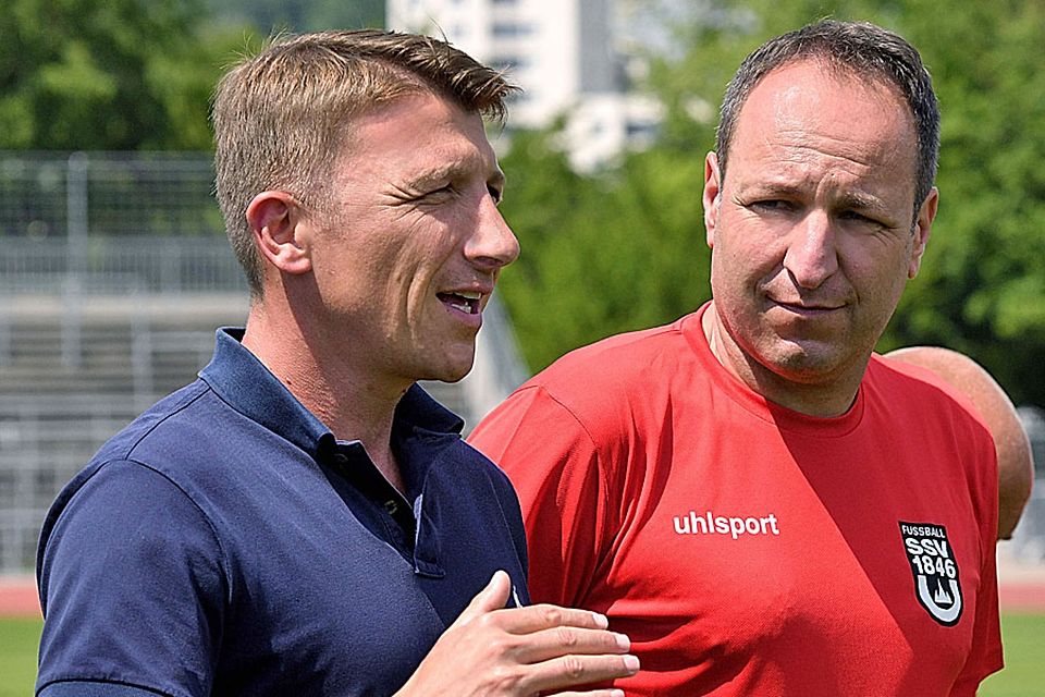 Stephan Baierl (links) und Trainer Holger Bachthaler waren bisher in unterschiedlichen Rollen, aber gemeinsam zuständig für die Ulmer Mannschaft. Jetzt sind sie beide weg.