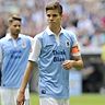 Julian WEIGL TSV 1860 München Aktion Einzelbild angeschnittenes Einzelmotiv Halbfigur halbe Figur