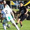 Dribbelt künftig im Trikot des SC Luhe-Wildenau: Matthew Carswell (rechts).