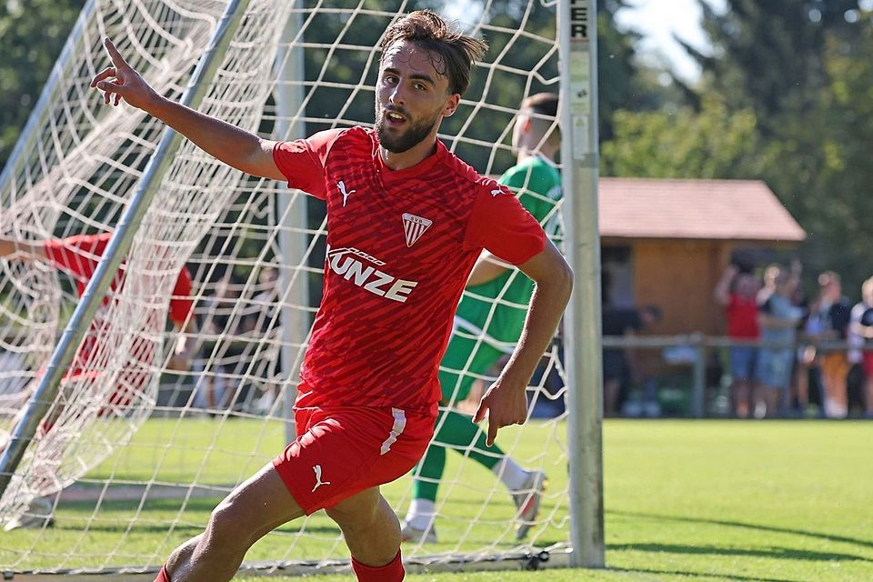 Genti Krasniqi brachte den SV Bruckmühl gegen den TSV Murnau früh auf die Siegerstraße.