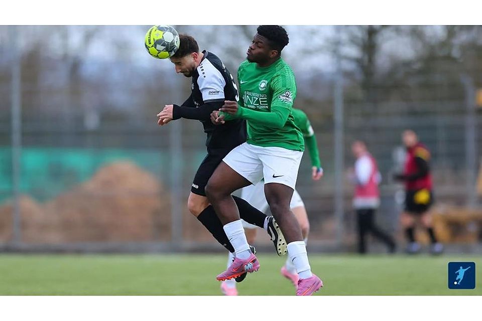 Sein letztes Testspiel hat der FC 07 Bensheim (links Fabio Capello) beim SV St. Stephan Griesheim mit 2:1 gewonnen. Jetzt wartet zum Punktspielauftakt 2026 die FSG Riedrode.	Foto: Dominik Claus/fupa