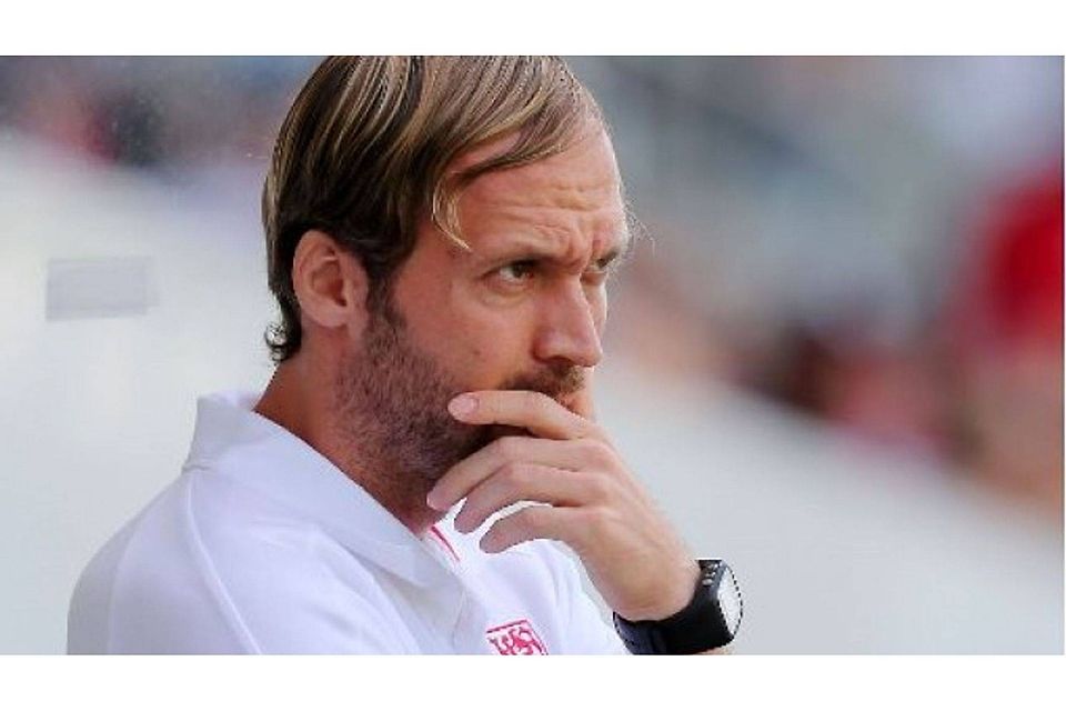 Enttäuscht von seiner Mannschaft: VfB-II-Trainer Andreas Hinkel. Pressefoto Baumann
