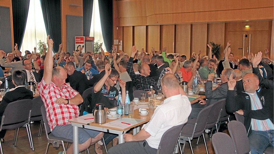 Abstimmung: Einstimmig oder mir großer Mehrheit wurden die meisten Kandidaten in bernau gewählt.