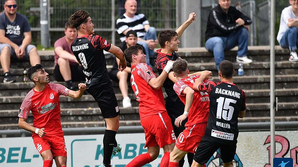 Meister Stuttgarter Kickers Souverän, TSG Backnang Rettet Sich - FuPa