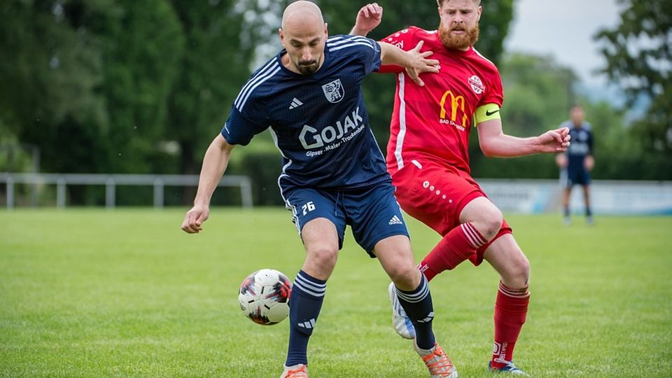 Tolga Polat, links, hier noch im Trikot des SV BW Murg. 