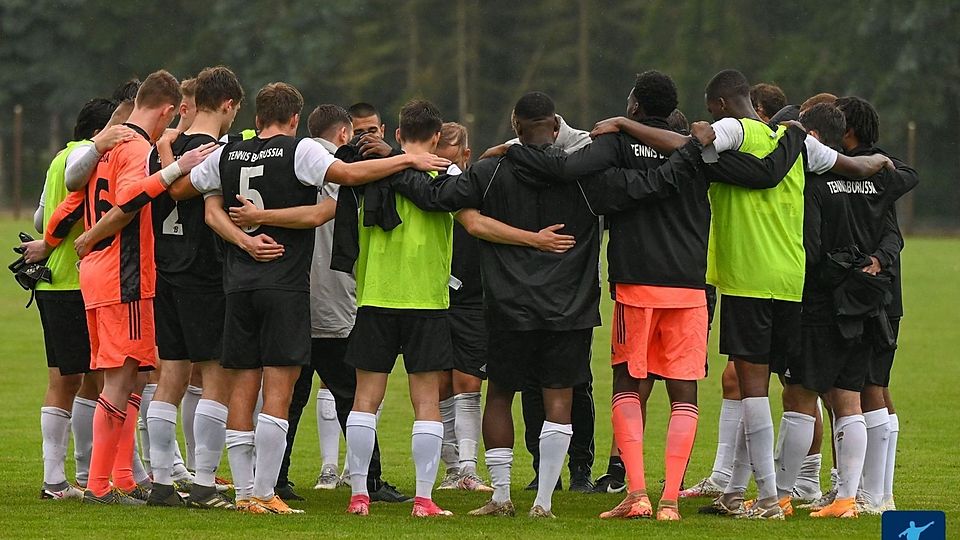 Tennis Borussia startet mit einem jungen Kader in die Regionalliga-Saison. Fünf Spieler aus dem Kader haben nun verlängert.