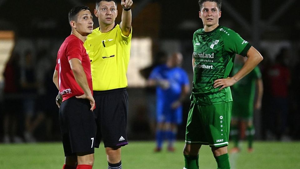 Das rote Trikot des SC Orschweier wird Spielertrainer Ümit Sen nur noch bis zum Saisonende tragen.