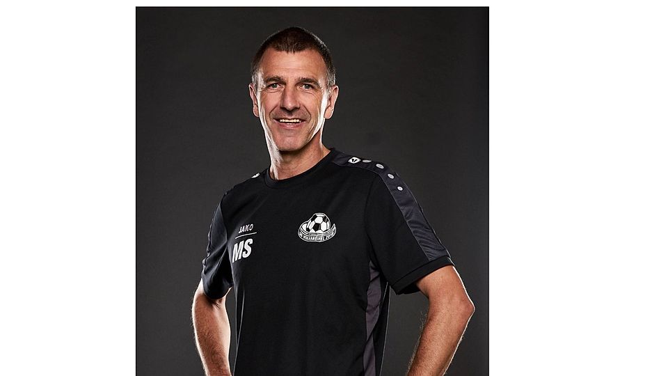 Hat gut lachen: Hinter Trainer Michael Scholer und der SG Altrich/Wengerohr-Bombogen liegt eine sehr gute Saison.