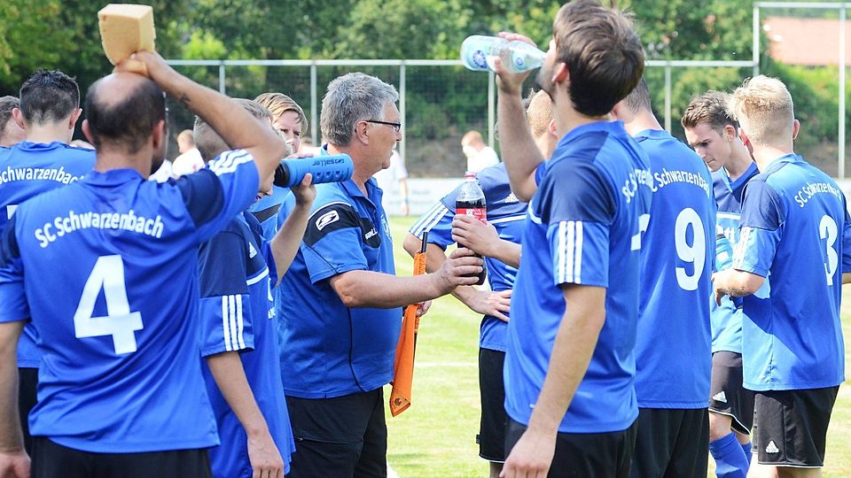 Bitter für den SC Schwarzenbach: Punkte weg, Geldstrafe kassiert und der Spielertrainer Thomas Baier für zwei Spiele gesperrt.F: Nachtigall