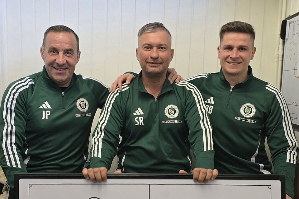 Assistieren auch in der kommenden Saison Ansbachs Cheftrainer Niklas Reutelhuber (von links): Co-Trainer Jürgen Paul, Torwarttrainer Steed Ray und Athletiktrainer Bernd Botsch.