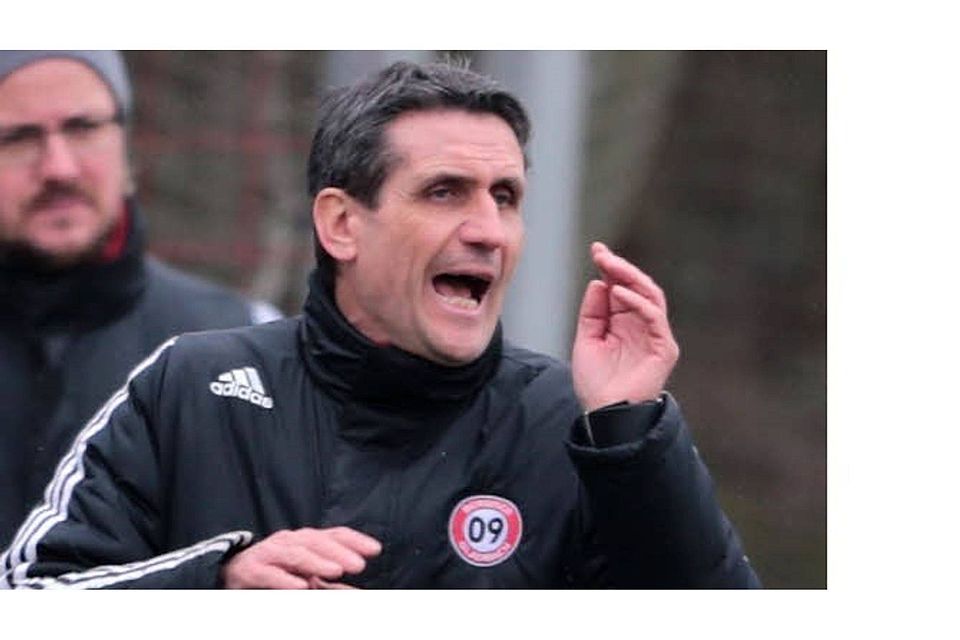 Thomas Hölzgens Mannschaft ist derzeit Dritter. Bild: Randow