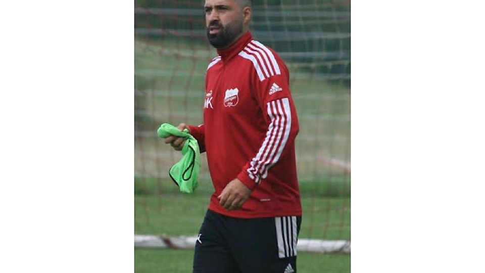 VfB-Trainer Mustafa Karaoglan 