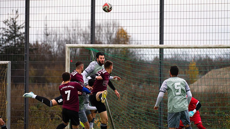 Intensives Topspiel das mit einem gerechten Unentschieden endet