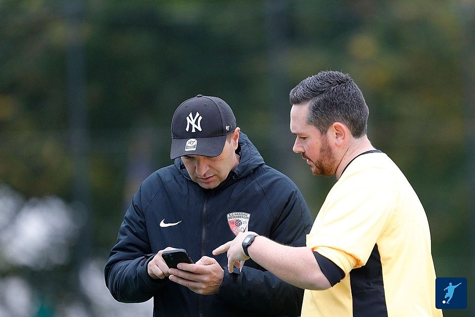 Wie war das nochmal mit dem Auf- und Abstieg? Das fragt sich sicherlich der ein oder andere Sportplatzbesucher im Main-Taunus-Kreis. Wir haben euch einen Überblick über alle Eventualitäten gegeben. 