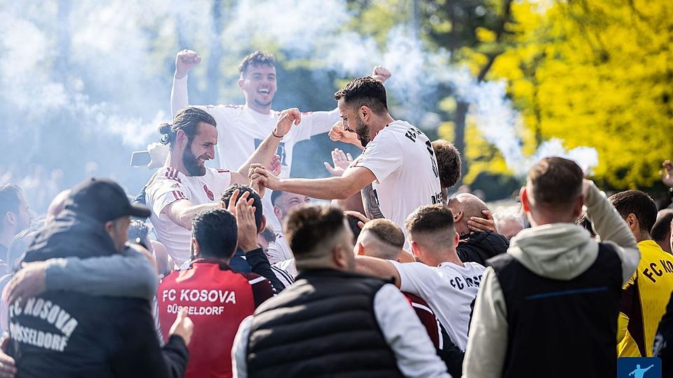 Der FC Kosova hat schon nach dem Sieg gegen den TSV Eller gefeiert. 