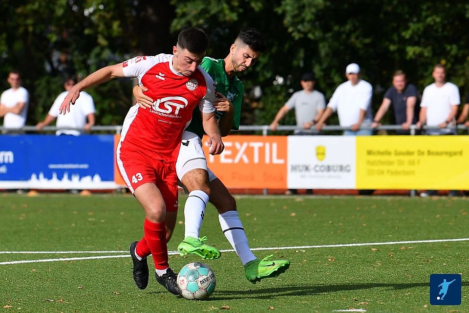 Kamil Spali (l.) wechselt vom Hövelhofer SV nach Ostinghausen.
