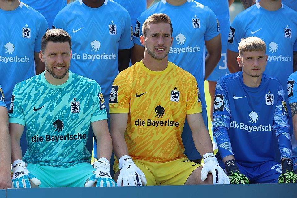 Das Torwart-Trio des TSV 1860 München: Rene Vollath (l.) mit Marco Hiller (M.) und Erion Avdija (r.).