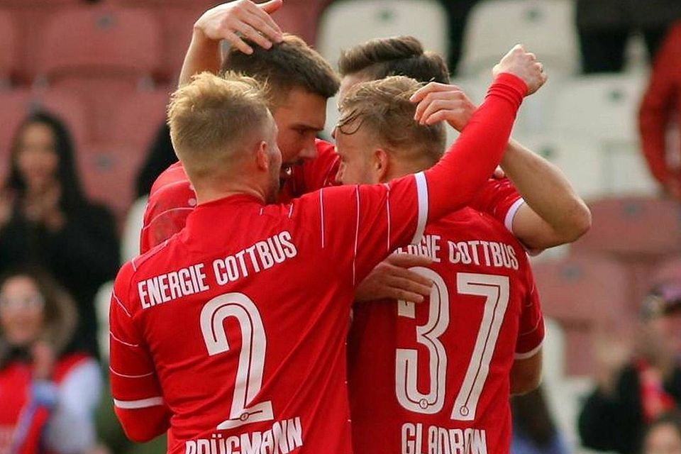 Energie Cottbus will den Aufstieg in die 3. Liga sportlich austragen.