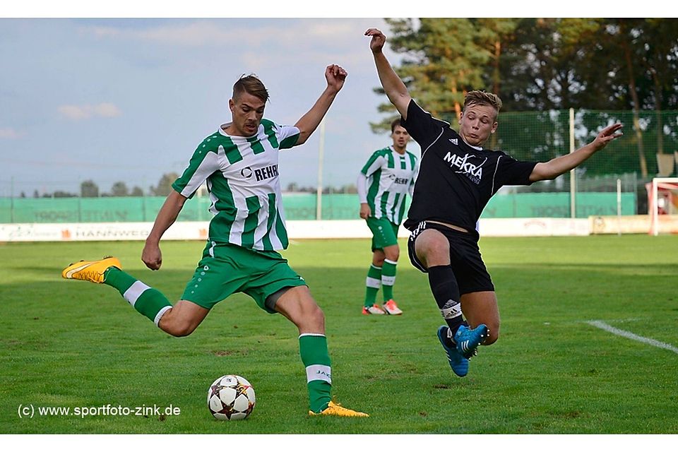 Durch den Sieg in Stadeln qualifizierte sich der SC Eltersdorf (grün) für das Achtelfinale. F: Zink