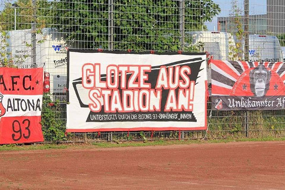 Support-Banner beim Hamburger Oberligisten Altona 93. F.: www.altona93fans.de